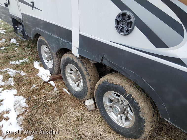 image for item FK0743 2011 Heartland Cyclone HD Edition toy hauler camper