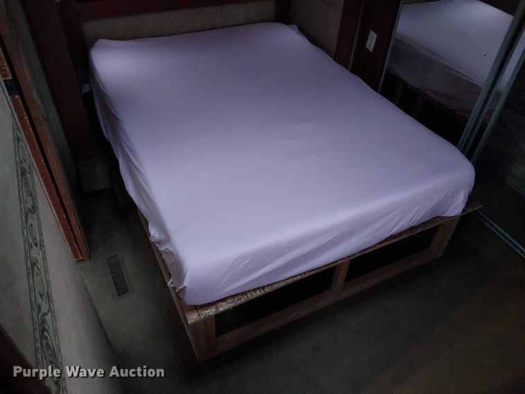 image for item FK0743 2011 Heartland Cyclone HD Edition toy hauler camper