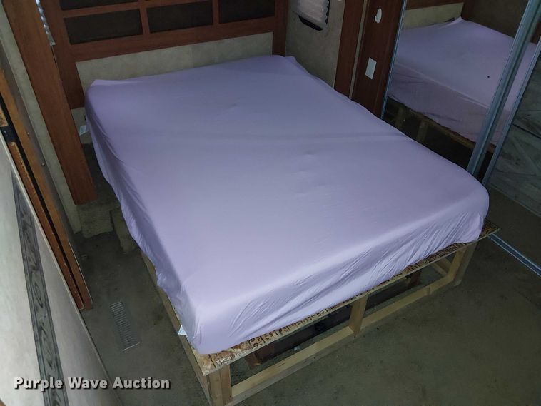 image for item FK0743 2011 Heartland Cyclone HD Edition toy hauler camper