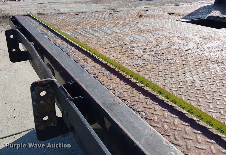 image for item FK0800 2006 Ford F750 Super Duty flatbed truck