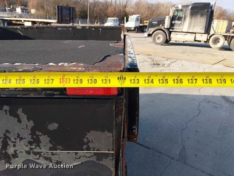 image for item FK0801 2006 Ford F350 Super Duty utility bed pickup truck