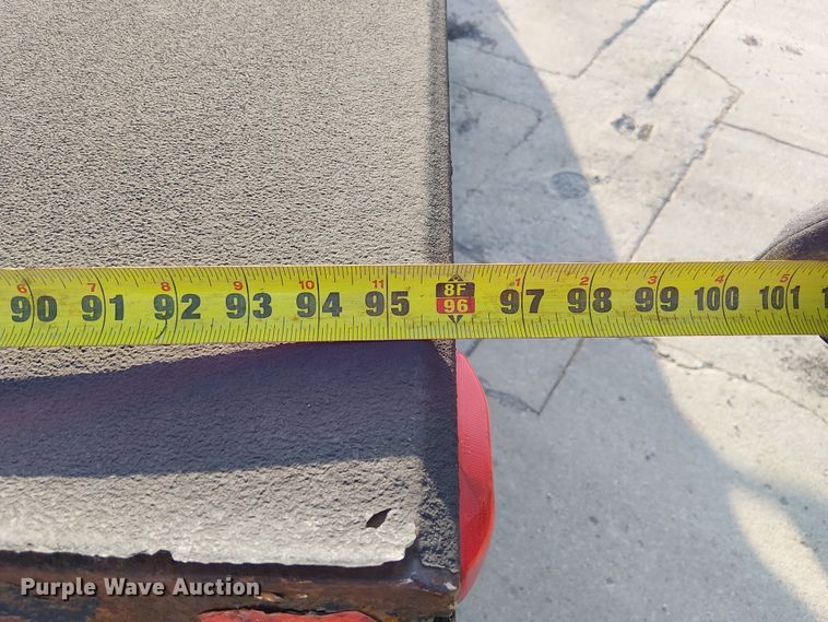 image for item FK0801 2006 Ford F350 Super Duty utility bed pickup truck