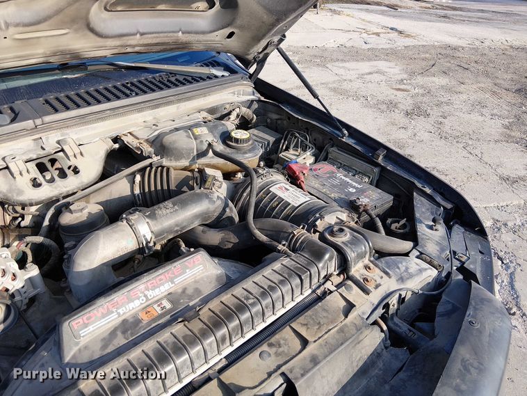 image for item FK0801 2006 Ford F350 Super Duty utility bed pickup truck