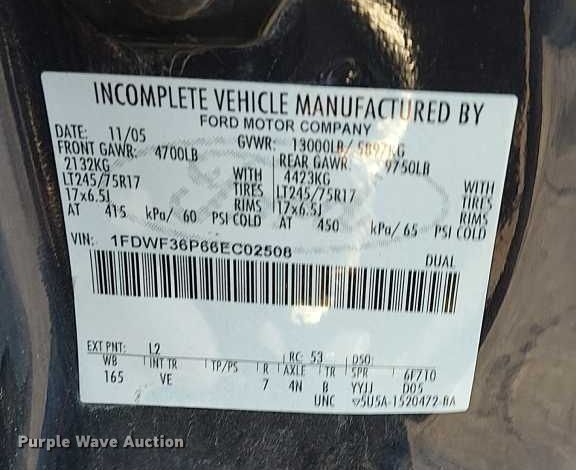 image for item FK0801 2006 Ford F350 Super Duty utility bed pickup truck