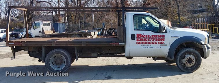 image for item FK0802 2007 Ford F550 flatbed truck