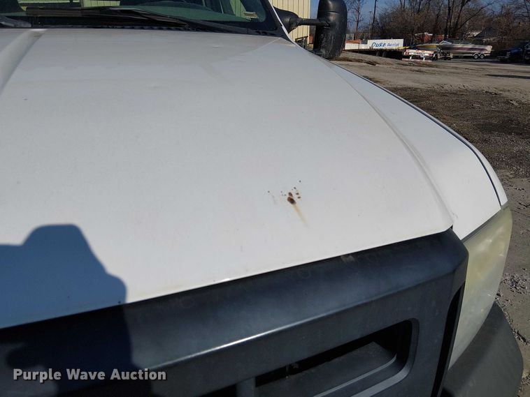 image for item FK0802 2007 Ford F550 flatbed truck