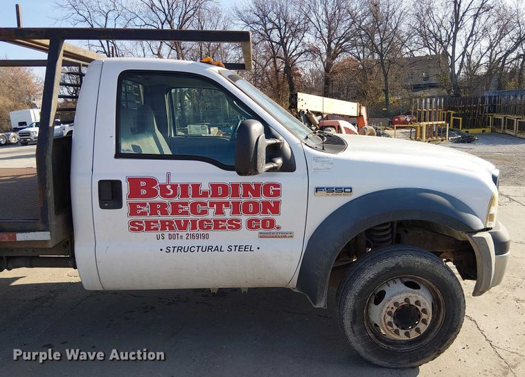 image for item FK0802 2007 Ford F550 flatbed truck