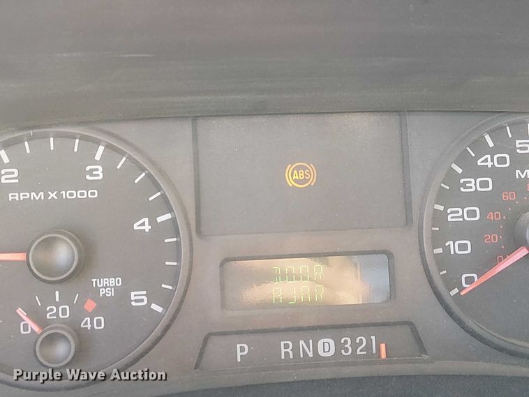 image for item FK0802 2007 Ford F550 flatbed truck