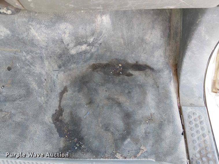 image for item FK0802 2007 Ford F550 flatbed truck