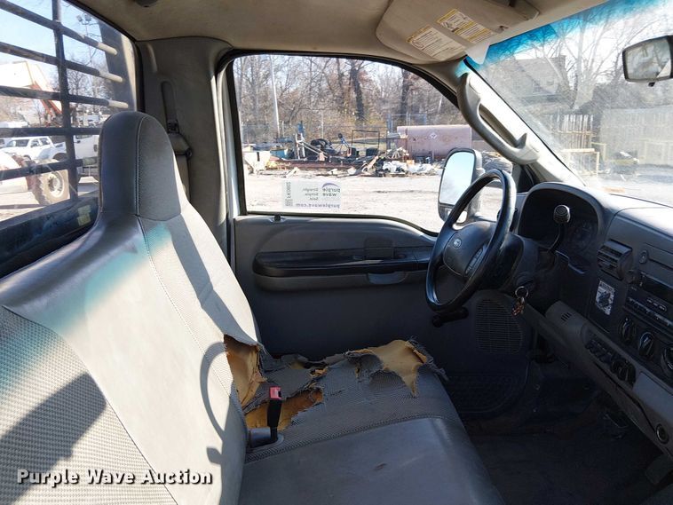 image for item FK0802 2007 Ford F550 flatbed truck