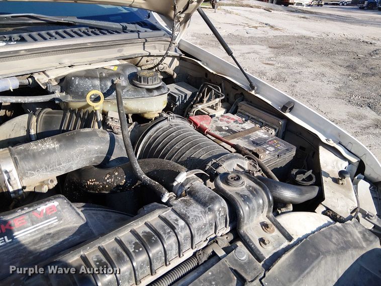 image for item FK0802 2007 Ford F550 flatbed truck