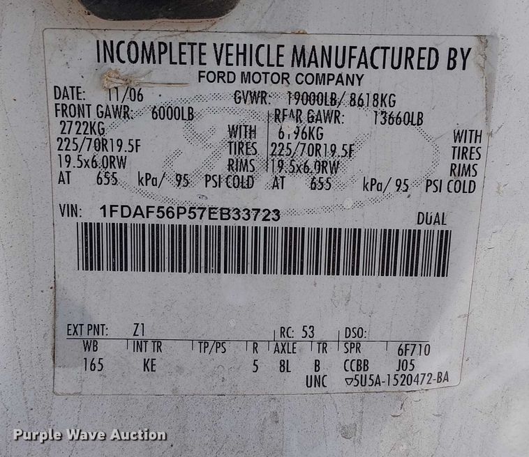 image for item FK0802 2007 Ford F550 flatbed truck