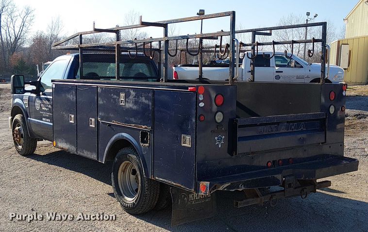 image for item FK0803 2008 Ford F350 Super Duty utility bed pickup truck