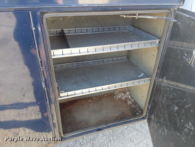 image for item FK0803 2008 Ford F350 Super Duty utility bed pickup truck