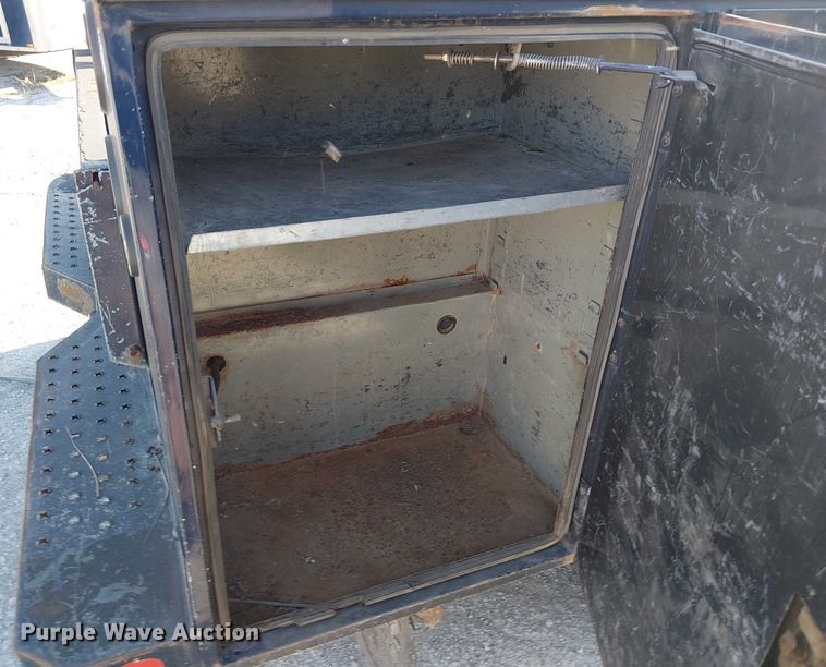 image for item FK0803 2008 Ford F350 Super Duty utility bed pickup truck