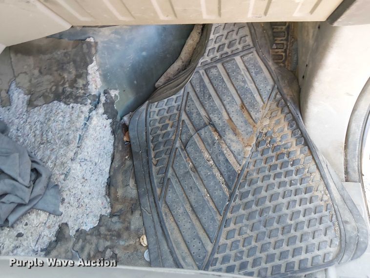 image for item FK0803 2008 Ford F350 Super Duty utility bed pickup truck