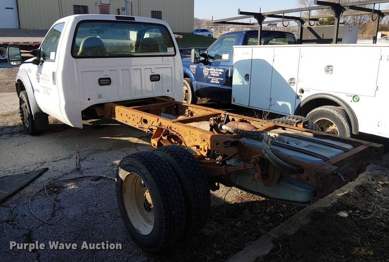 image for item FK0805 2005 Ford F550 truck cab and chassis