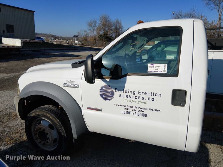 image for item FK0805 2005 Ford F550 truck cab and chassis