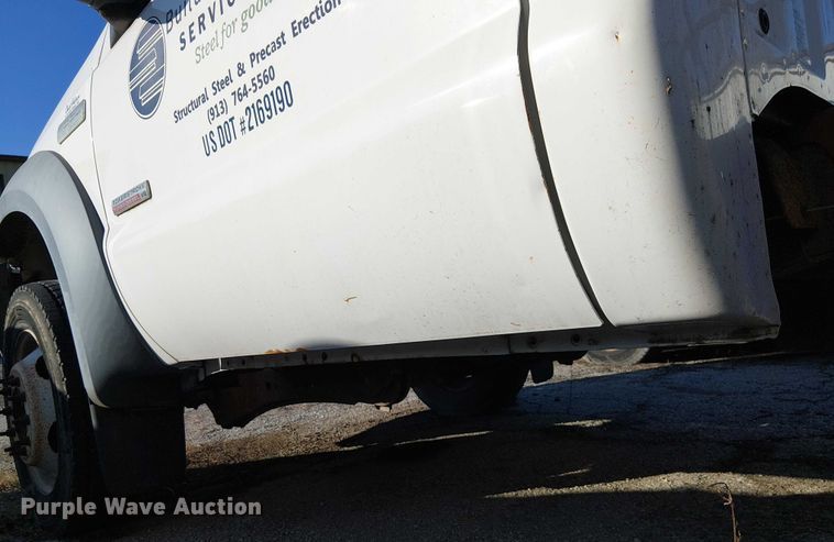 image for item FK0805 2005 Ford F550 truck cab and chassis