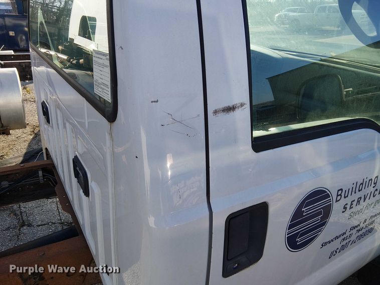 image for item FK0805 2005 Ford F550 truck cab and chassis