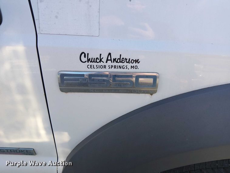 image for item FK0805 2005 Ford F550 truck cab and chassis