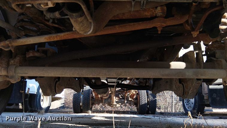 image for item FK0805 2005 Ford F550 truck cab and chassis