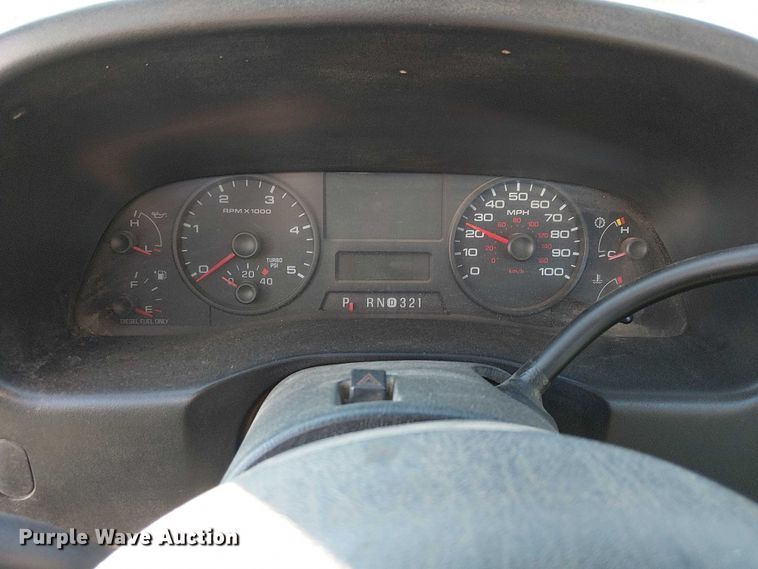 image for item FK0805 2005 Ford F550 truck cab and chassis