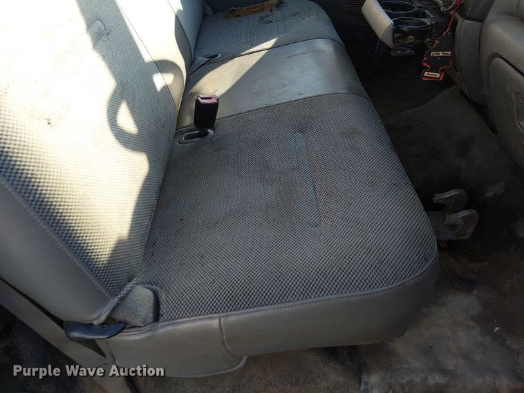 image for item FK0805 2005 Ford F550 truck cab and chassis