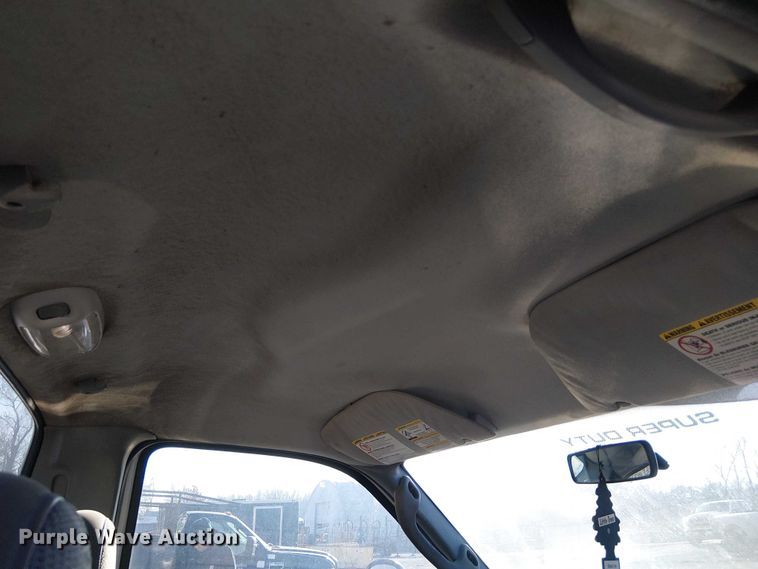 image for item FK0805 2005 Ford F550 truck cab and chassis