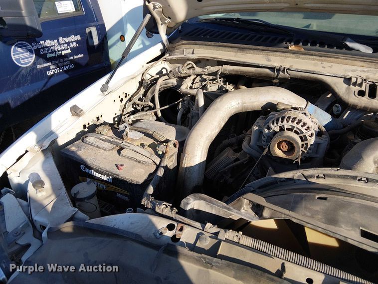 image for item FK0805 2005 Ford F550 truck cab and chassis