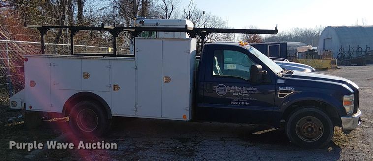 image for item FK0806 2008 Ford F350 Super Duty utility bed pickup truck