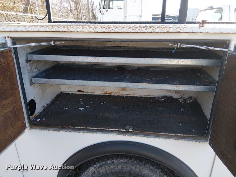 image for item FK0806 2008 Ford F350 Super Duty utility bed pickup truck