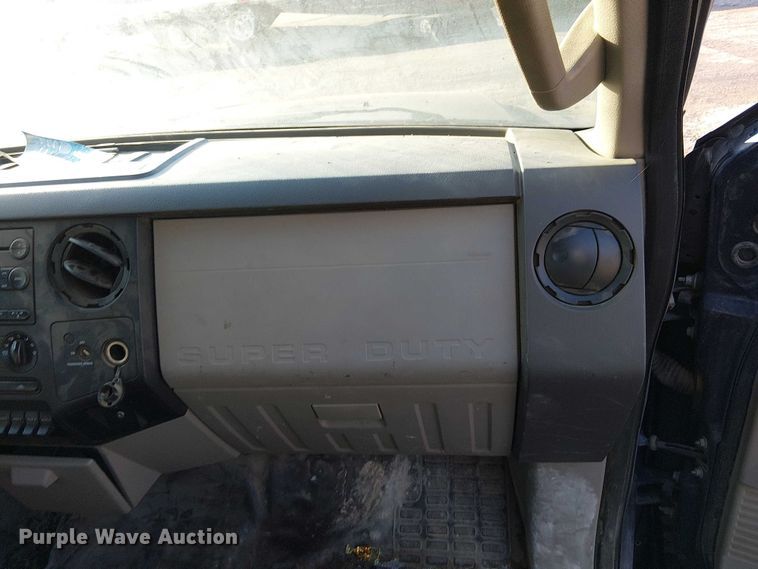 image for item FK0806 2008 Ford F350 Super Duty utility bed pickup truck