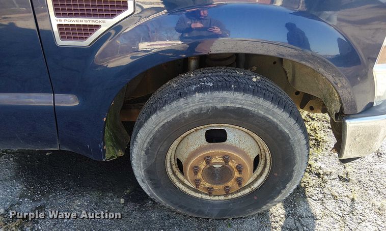 image for item FK0806 2008 Ford F350 Super Duty utility bed pickup truck