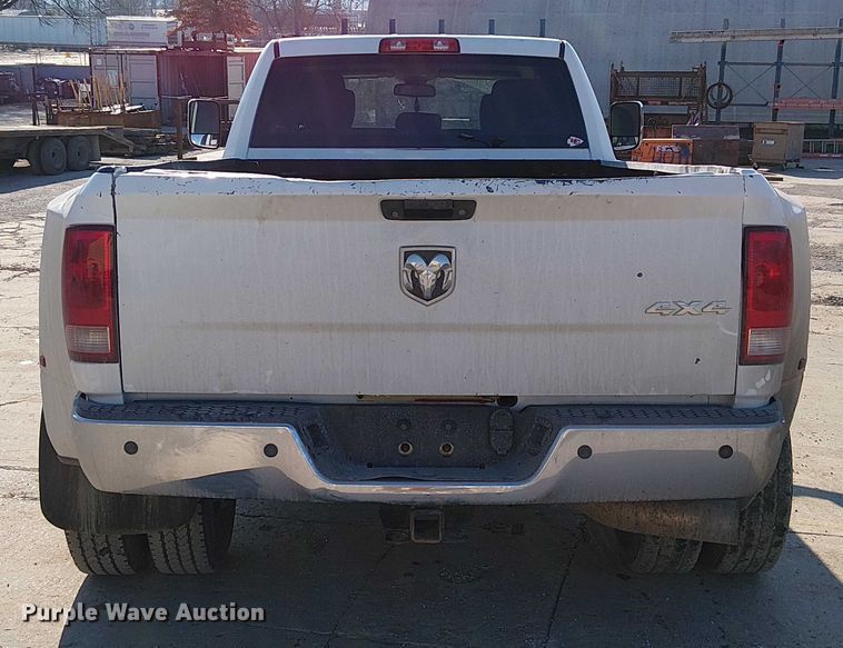 image for item FK0807 2015 RAM 3500 Crew Cab pickup truck