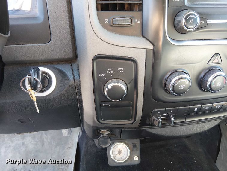 image for item FK0807 2015 RAM 3500 Crew Cab pickup truck