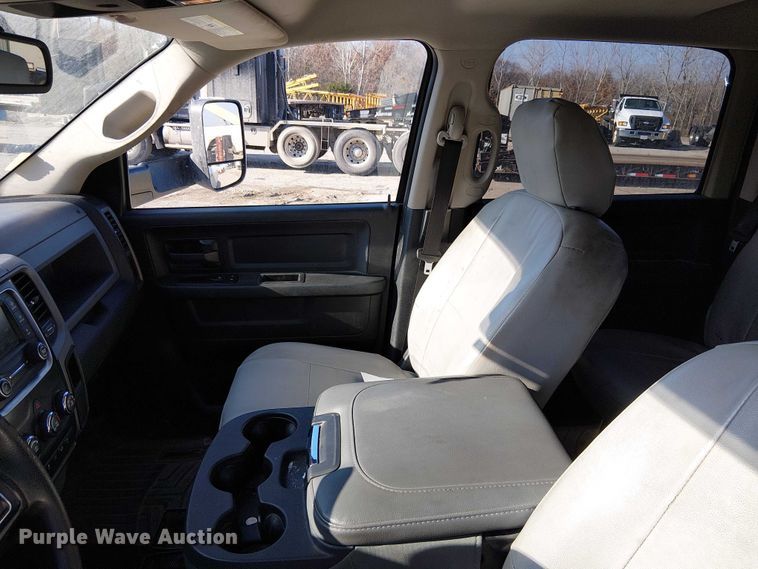 image for item FK0807 2015 RAM 3500 Crew Cab pickup truck