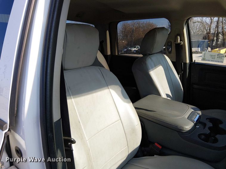 image for item FK0807 2015 RAM 3500 Crew Cab pickup truck