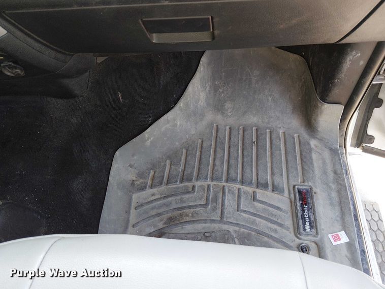 image for item FK0807 2015 RAM 3500 Crew Cab pickup truck