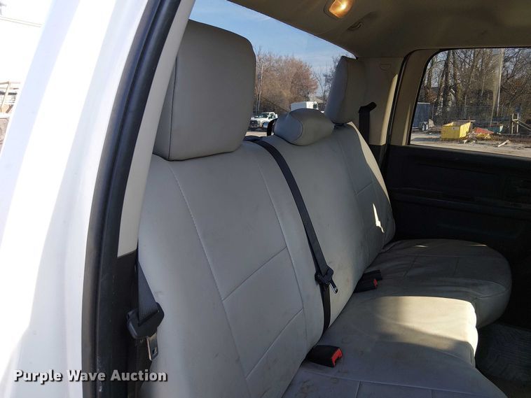 image for item FK0807 2015 RAM 3500 Crew Cab pickup truck