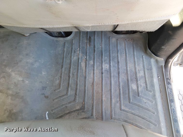 image for item FK0807 2015 RAM 3500 Crew Cab pickup truck