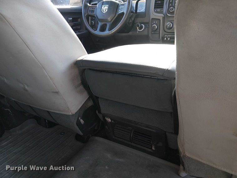 image for item FK0807 2015 RAM 3500 Crew Cab pickup truck