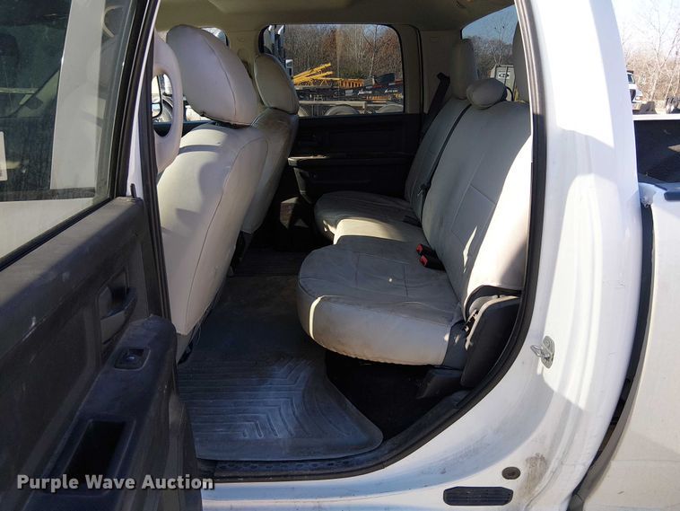 image for item FK0807 2015 RAM 3500 Crew Cab pickup truck