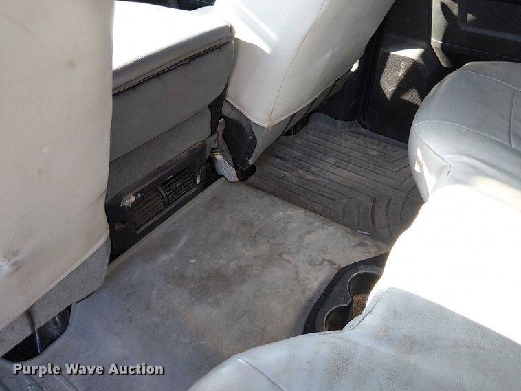 image for item FK0807 2015 RAM 3500 Crew Cab pickup truck