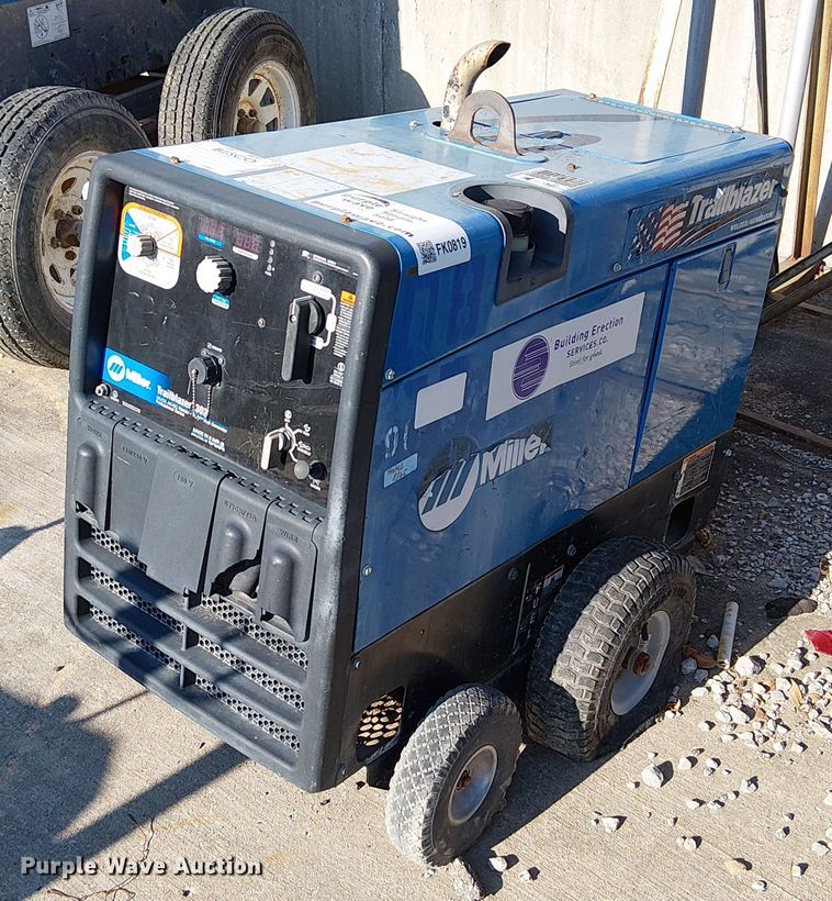image for item FK0819 Miller Trailblazer 302 welder/generator