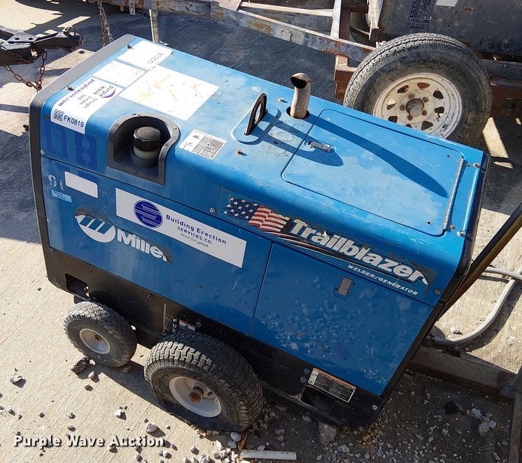 image for item FK0819 Miller Trailblazer 302 welder/generator
