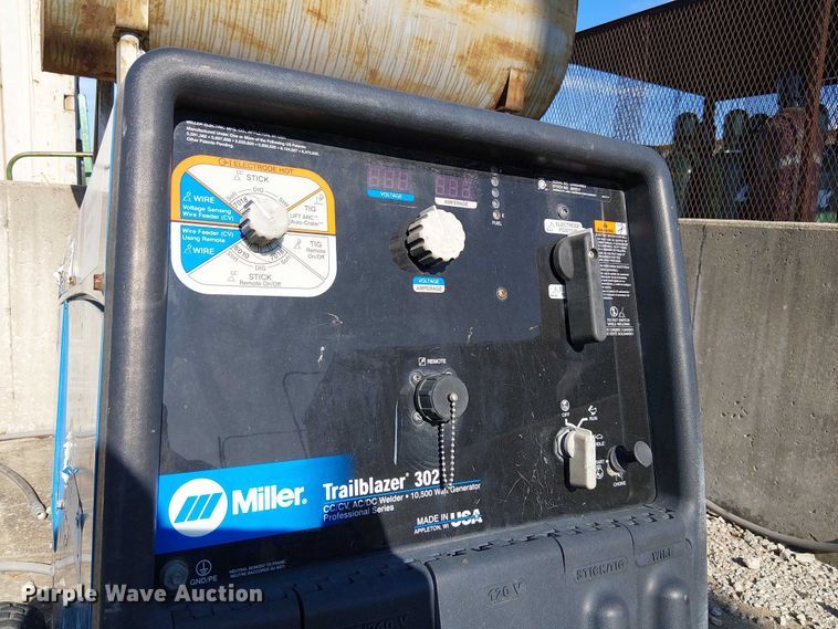 image for item FK0819 Miller Trailblazer 302 welder/generator