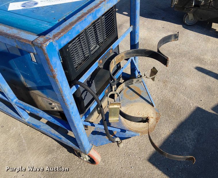 image for item FK0820 Miller Bobcat 250 welder/generator