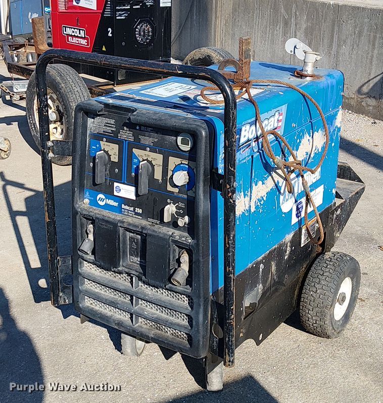 image for item FK0821 Miller Bobcat 250 welder/generator
