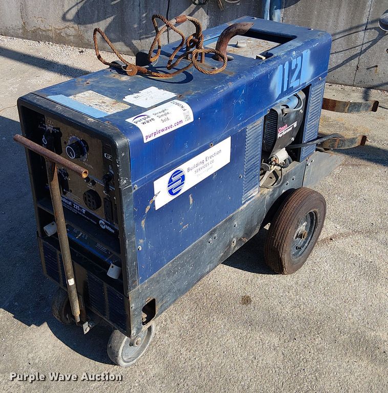image for item FK0822 Miller Bobcat 225 welder/generator